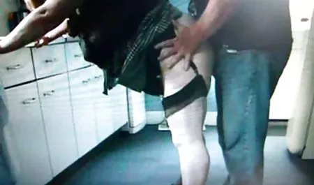 Él levantó xxx culonas veteranas el cuerpo de un delicioso