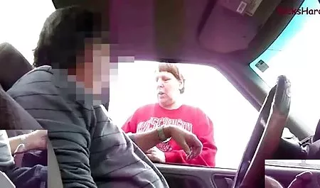 El host trae atado esclavo de la belleza con un ricas culonas maduras vibrador