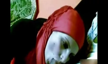 Linda rubia mostrando estiradas culo después de sexo anal chicas maduras culonas