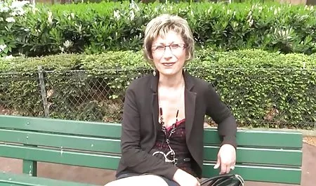 Vaca lamiendo latinas culonas maduras el culo hombre hasta la segunda mujer a chuparle la polla
