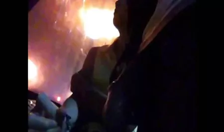 Mear aplastar fui follada en la boca maduras culonas en hilo dental por la boca y la tierra en la cara