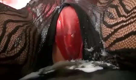 Cabeza calva con una gran polla que mejor que dos hermosas maduras culonas masturbandose niñas