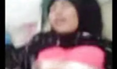 La viejas gordas culonas manía y dos rehenes.
