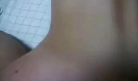 Las señoras mostró culonas tetonas peludas el hombre piski y ejecutar grandes