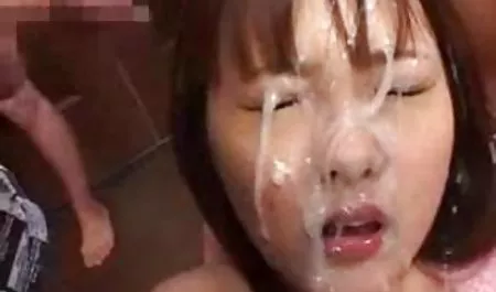 Jugosas escenas maduras culonas de 50 de duro doble penetración