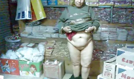Rubia chica con maduras piernudas peludas un gran culo anal enorme de mierda