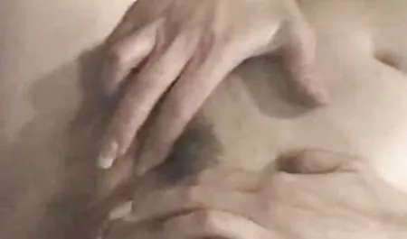 Explosión maduras culonas españolas en frente de sus ojos.