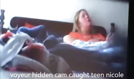 Pobre niña de mujeres maduras culonas tetonas menos de lesbianas
