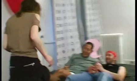 La Mujer del sexo las maduras mas nalgonas de los jóvenes, ruso