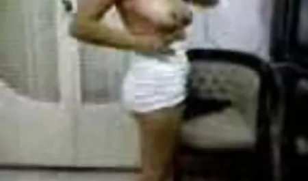 Sexy morena veterana culona poringa folla después de ser y obtener un buen culo
